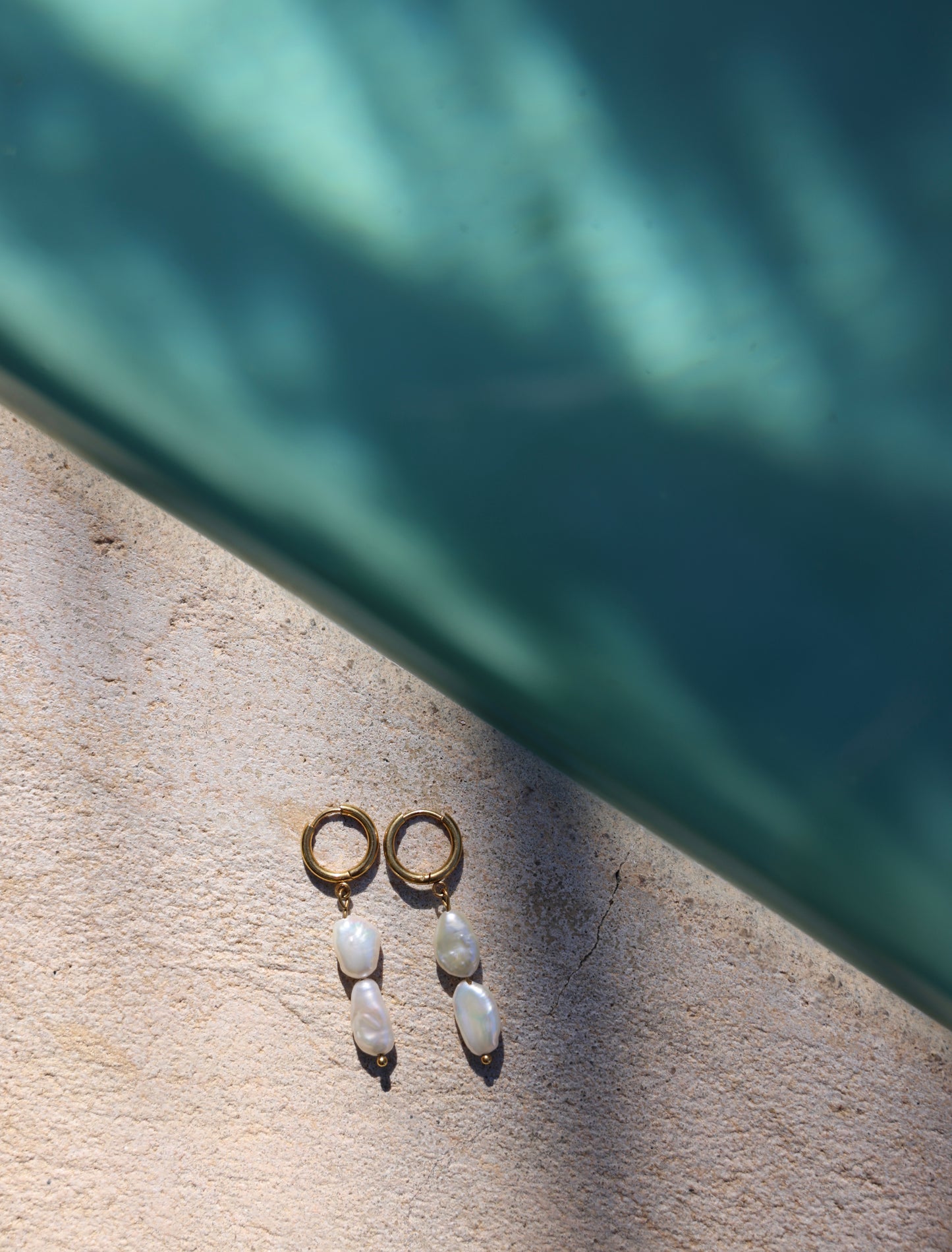 Onda Earrings