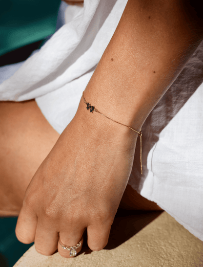 Golden Bow Bracelet